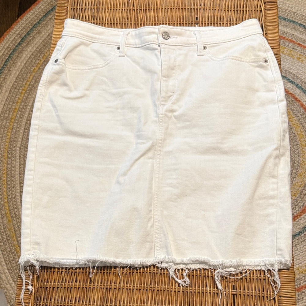 Banana Republic White Demim Skirt